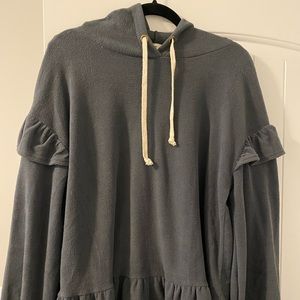 Entro ruffle sleeved microfleece lightweight hoodie